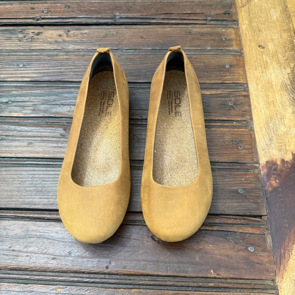 SOLE ReCork Tan Nubuck Leather Ballet Flats Recycled Cork Footbed Womens 7